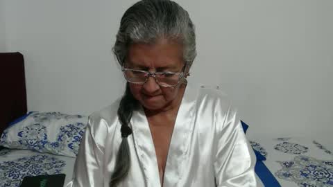 Snapshot of candy_mature_ chatting on 28, 4, 2026 candy online show from 28, 4, 2026