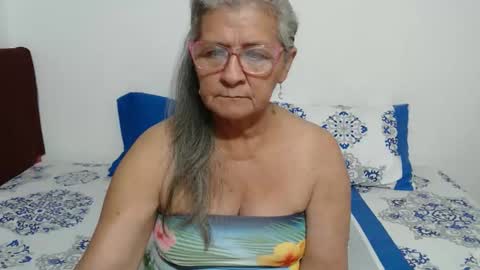 Snapshot of candy_mature_ chatting on 7, 5, 2026 candy online show from 7, 5, 2026