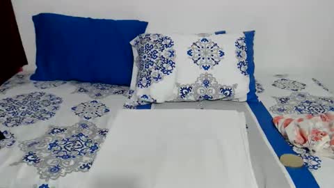 Snapshot of candy_mature_ chatting on 8, 5, 2026 candy online show from 8, 5, 2026