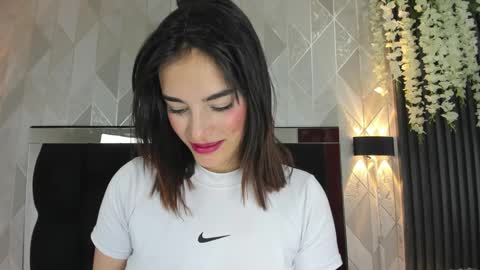 Snapshot of candy_rouss3 chatting on 12, 9, 2025 Candy online show from 12, 9, 2025