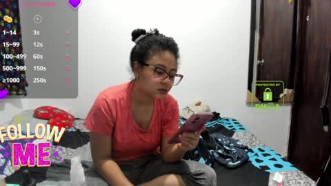 Snapshot of candy_val chatting on 1, 4, 2026 candy_val online show from 1, 4, 2026