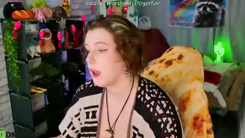 Snapshot of candy_yeahh chatting on 14, 7, 2026 Mary online show from 14, 7, 2026