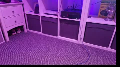 Candy Boy online show from 27, 4, 2026