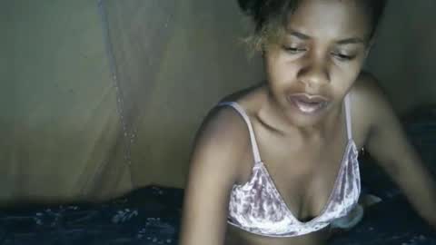 candybrown001 online show from 6, 10, 2025