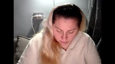 Laura online show from 8, 10, 2025