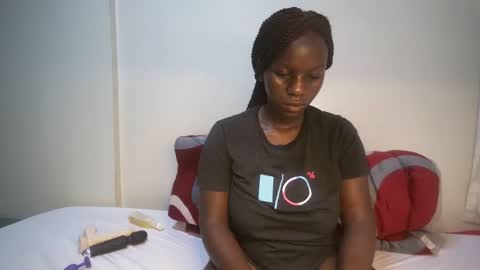 candycurly_ online show from 5, 3, 2025