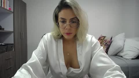 Candy Dowson online show from 7, 5, 2026