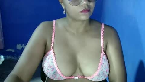 candyflowerlub online show from 15, 1, 2025