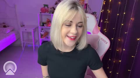 Snapshot of candyhannah chatting on 9, 9, 2025 You can call me HH online show from 9, 9, 2025