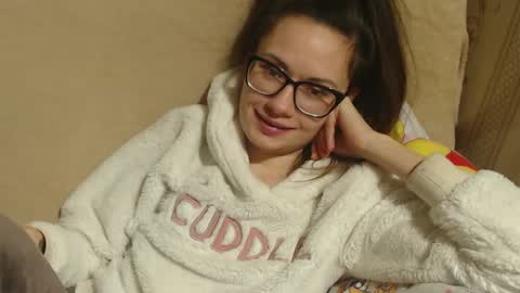 Snapshot of candylady136 chatting on 3, 3, 2025 say meow and send tip online show from 3, 3, 2025