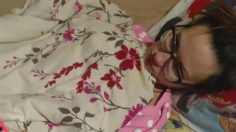 Snapshot of candylady136 chatting on 10, 3, 2025 say meow and send tip online show from 10, 3, 2025