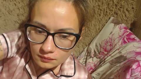 Snapshot of candylady136 chatting on 11, 9, 2025 say meow and send tip online show from 11, 9, 2025