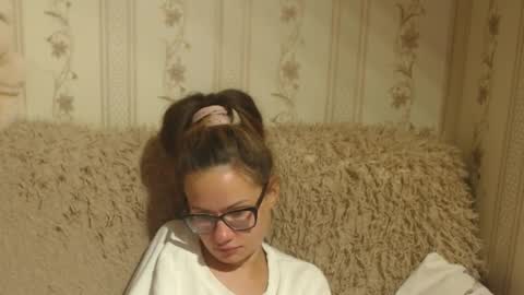 Snapshot of candylady136 chatting on 16, 9, 2025 say meow and send tip online show from 16, 9, 2025