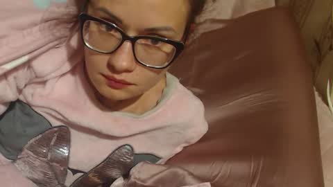 Snapshot of candylady136 chatting on 16, 10, 2025 say meow and send tip online show from 16, 10, 2025