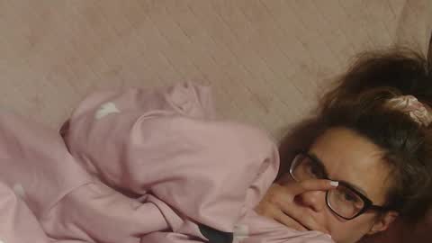 Snapshot of candylady136 chatting on 22, 10, 2025 say meow and send tip online show from 22, 10, 2025