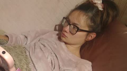 Snapshot of candylady136 chatting on 27, 10, 2025 say meow and send tip online show from 27, 10, 2025