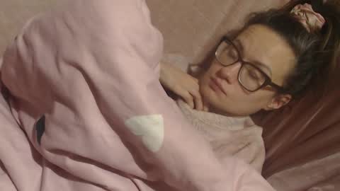 Snapshot of candylady136 chatting on 1, 2, 2026 say meow and send tip online show from 1, 2, 2026