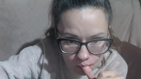 Snapshot of candylady136 chatting on 7, 2, 2026 say meow and send tip online show from 7, 2, 2026