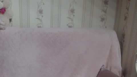 Snapshot of candylady136 chatting on 8, 2, 2026 say meow and send tip online show from 8, 2, 2026