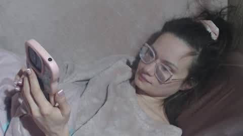 say meow and send tip  online show from 10, 3, 2026