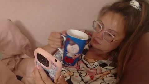 Snapshot of candylady136 chatting on 20, 6, 2026 say meow and send tip online show from 20, 6, 2026