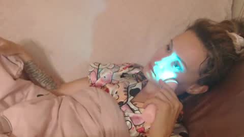 Snapshot of candylady136 chatting on 8, 7, 2026 say meow and send tip online show from 8, 7, 2026