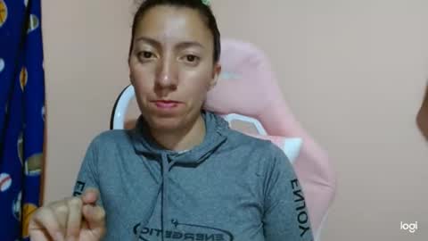 candymilfff online show from 21, 4, 2026