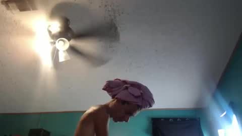 candyshop2024 online show from 29, 9, 2025