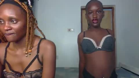 Snapshot of candyy_kay chatting on 2, 10, 2025 candyy_kay online show from 2, 10, 2025