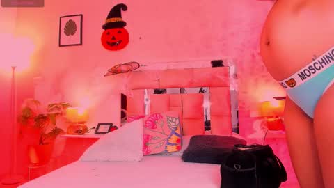 Snapshot of candyygirl_1 chatting on 16, 10, 2025 Candy online show from 16, 10, 2025