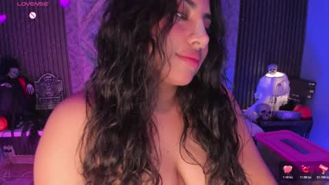 GABRIELA LOPEZ online show from 24, 10, 2025