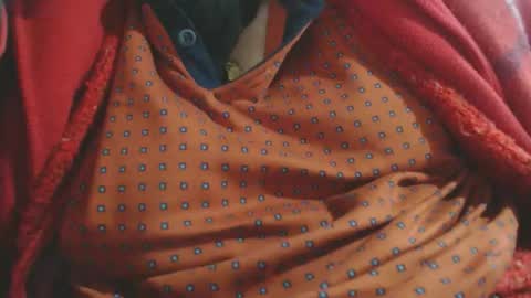 Snapshot of capitanfuturo44 chatting on 6, 1, 2026 Cinzia ex regina online show from 6, 1, 2026