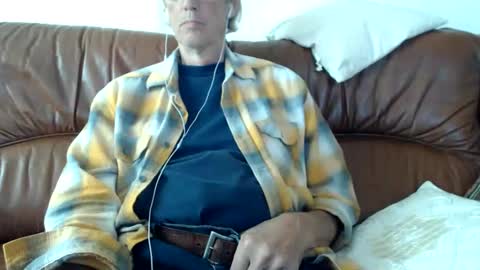 Snapshot of capoexe chatting on 4, 6, 2026 capoexe online show from 4, 6, 2026