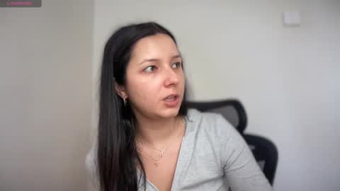 Emma online show from 28, 2, 2025