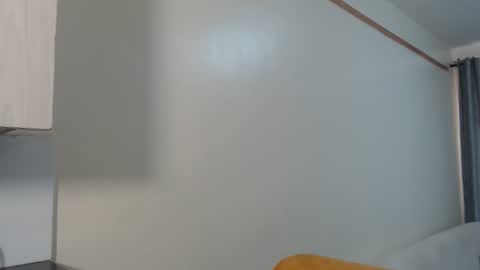 Snapshot of caramel_chocolate01 chatting on 3, 10, 2025 caramel online show from 3, 10, 2025