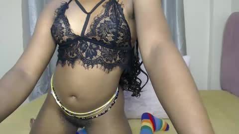 Snapshot of caramel_chocolate01 chatting on 13, 10, 2025 caramel online show from 13, 10, 2025