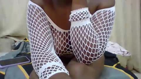 caramel_cochiey online show from 6, 1, 2026