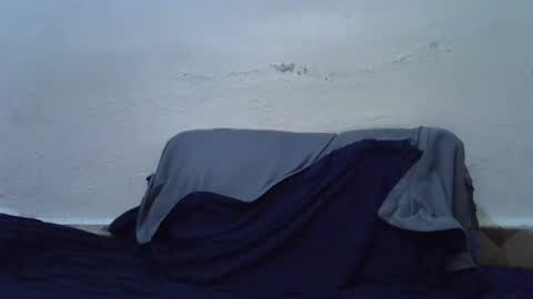 caramel_flames online show from 5, 1, 2026