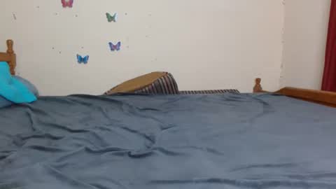 Snapshot of caramelebony_ chatting on 2, 5, 2026 caramelebony_ online show from 2, 5, 2026