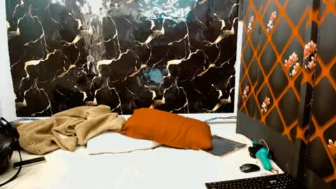 Snapshot of caramelminxx_ chatting on 29, 6, 2026 caramelminxx_ online show from 29, 6, 2026