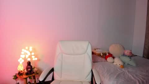              online show from 19, 12, 2024