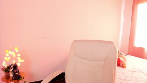              online show from 23, 1, 2025