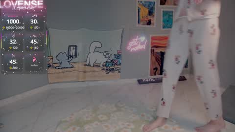 Snapshot of careful_i_bite chatting on 21, 9, 2025 NONA    follow online show from 21, 9, 2025