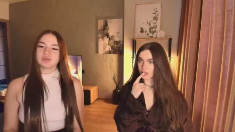 caressyourself online show from 5, 12, 2025