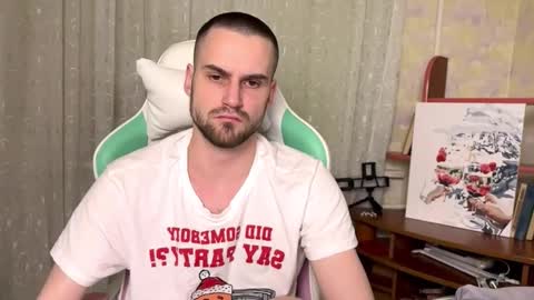 Snapshot of cari_2you chatting on 5, 12, 2025 Cari online show from 5, 12, 2025