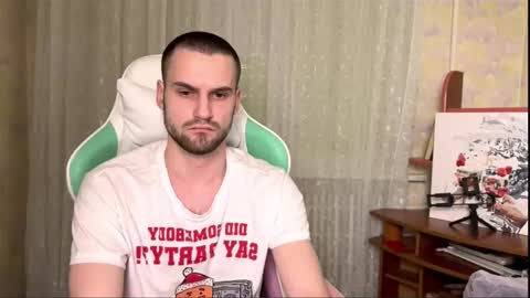 Snapshot of cari_2you chatting on 13, 12, 2025 Cari online show from 13, 12, 2025