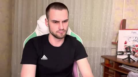 Snapshot of cari_2you chatting on 14, 12, 2025 Cari online show from 14, 12, 2025