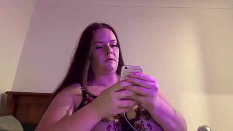 carinabro10 online show from 12, 5, 2026