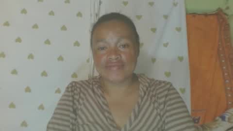 Snapshot of carinesexy69 chatting on 10, 1, 2026 carinesexy69 online show from 10, 1, 2026