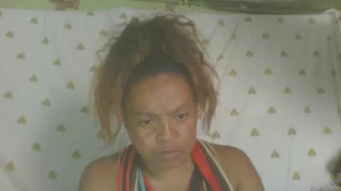 Snapshot of carinesexy69 chatting on 27, 2, 2026 carinesexy69 online show from 27, 2, 2026